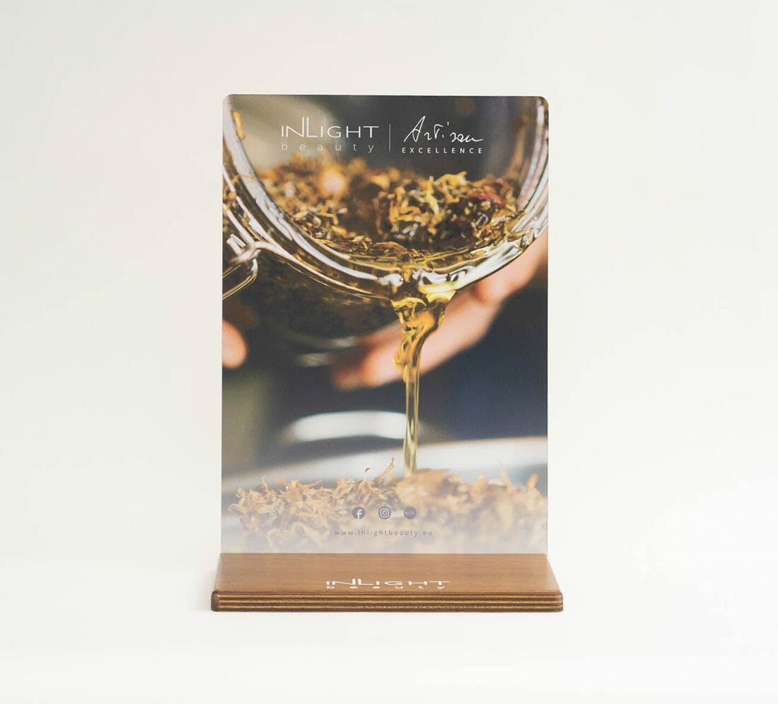 espositore in legno e cartone